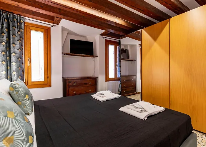 1 Minutes San Marco Square - Karin House